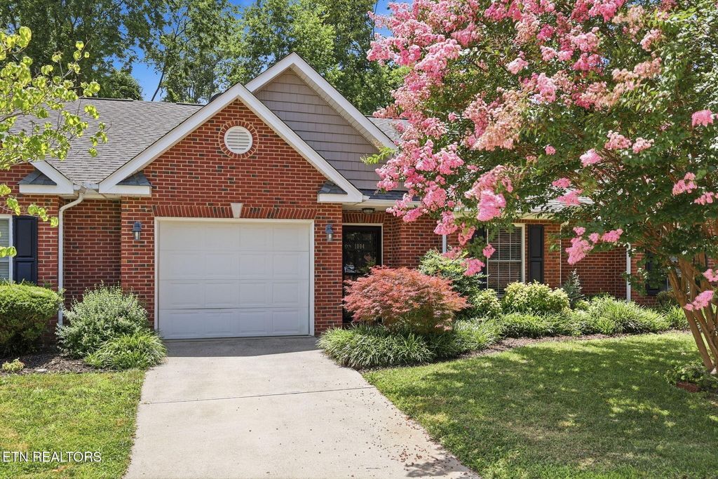 1004 Jadestone Way, Knoxville