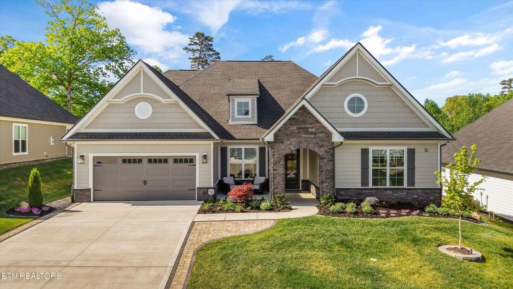 313 Bittersweet Lane, Lenoir City