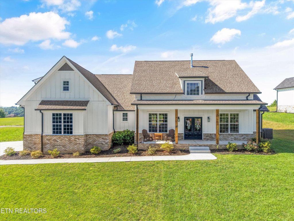 2609 Clyde Ed Rd, Kodak