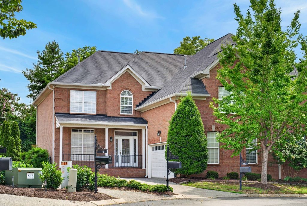 117 Belmont Cir, Hendersonville
