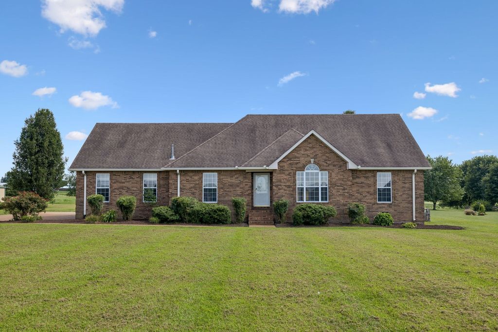 7437 Pinson Lane, White House