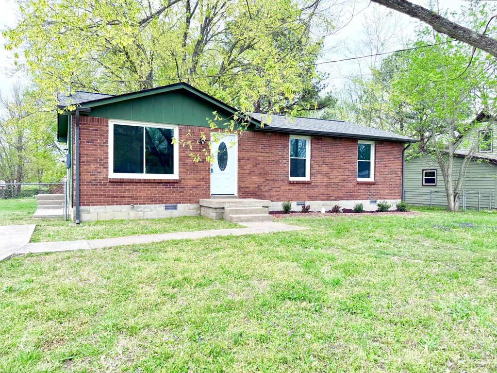 511 Jewel Dr, Clarksville