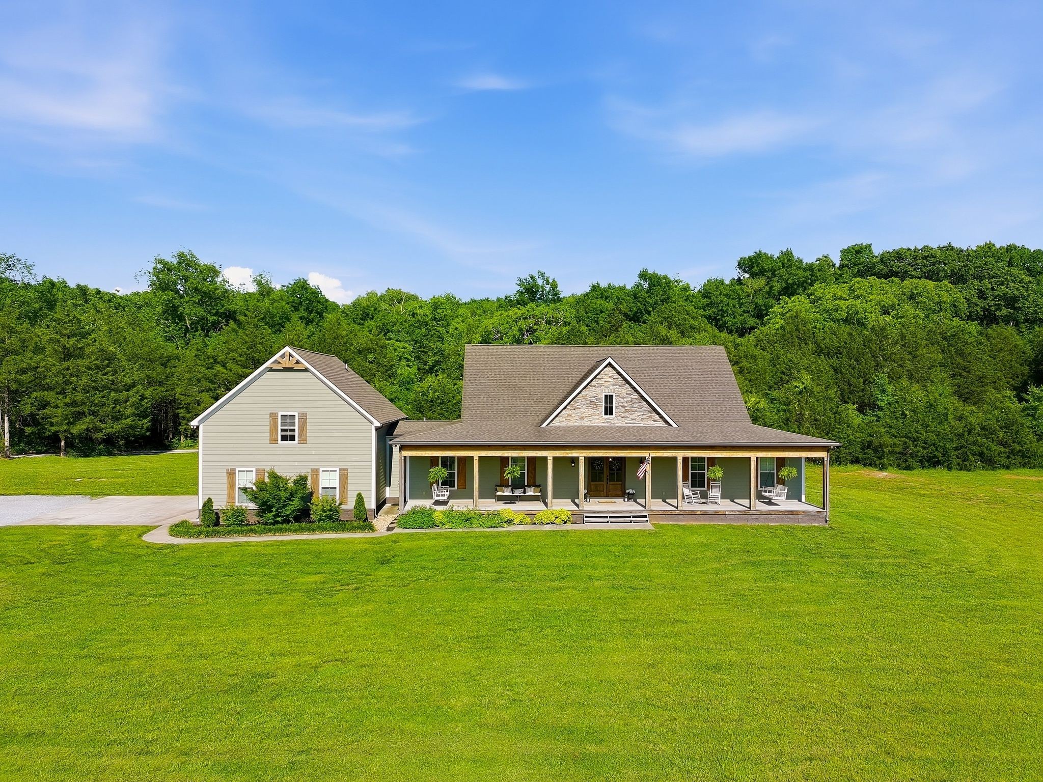 Photo of Listing #3318438