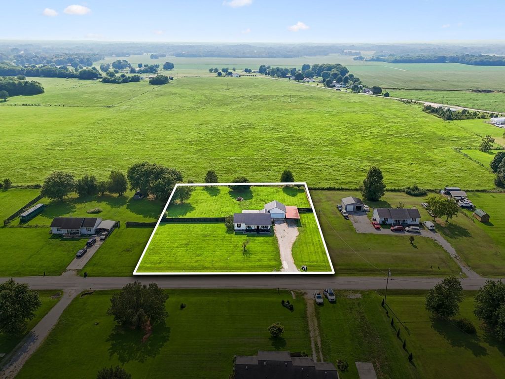 106 Cayenne Rd, Bell Buckle