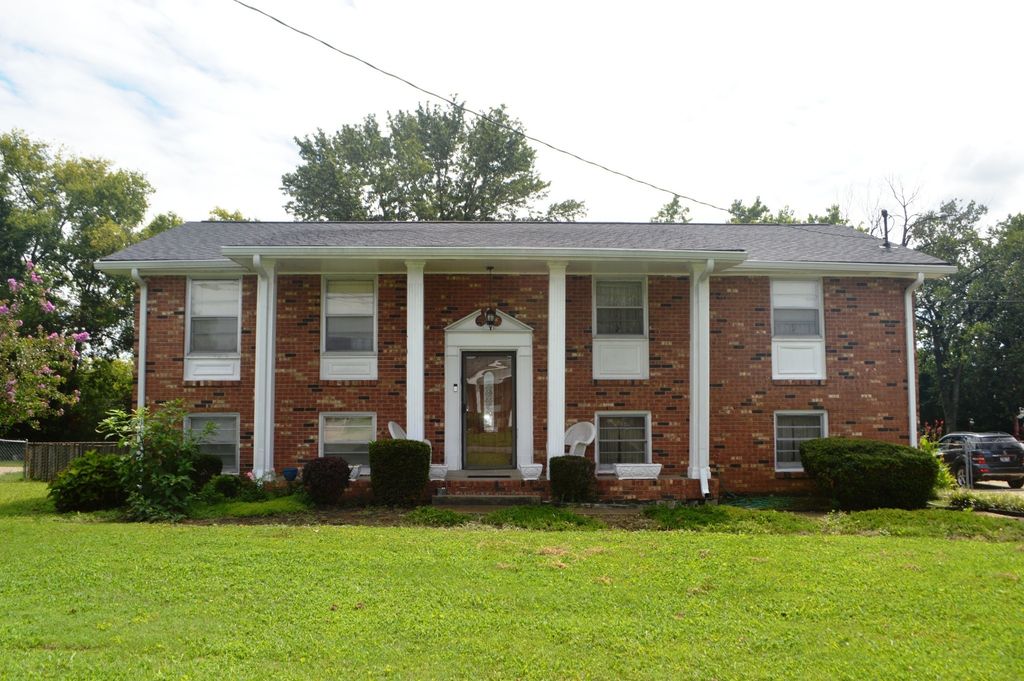 3133 Oak Ridge Dr, Nashville