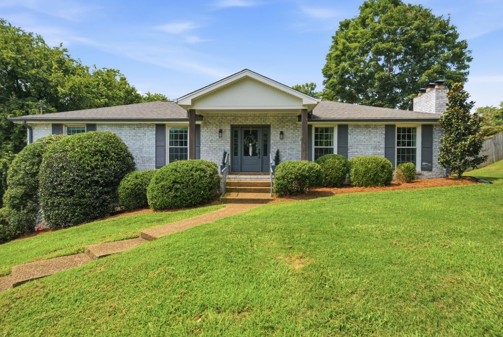 503 Holly Hill Ct, Nashville