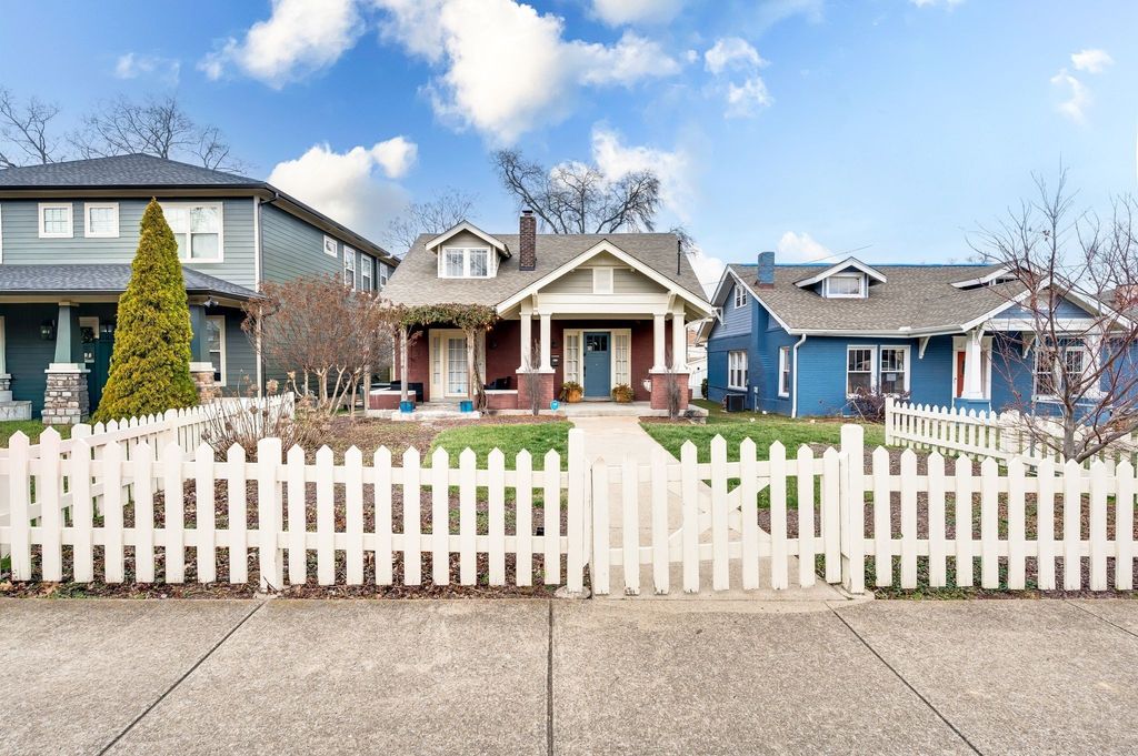 1010 Acklen Ave, Nashville