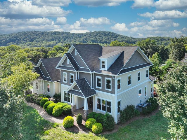 2533 Belle Brook Dr, Franklin