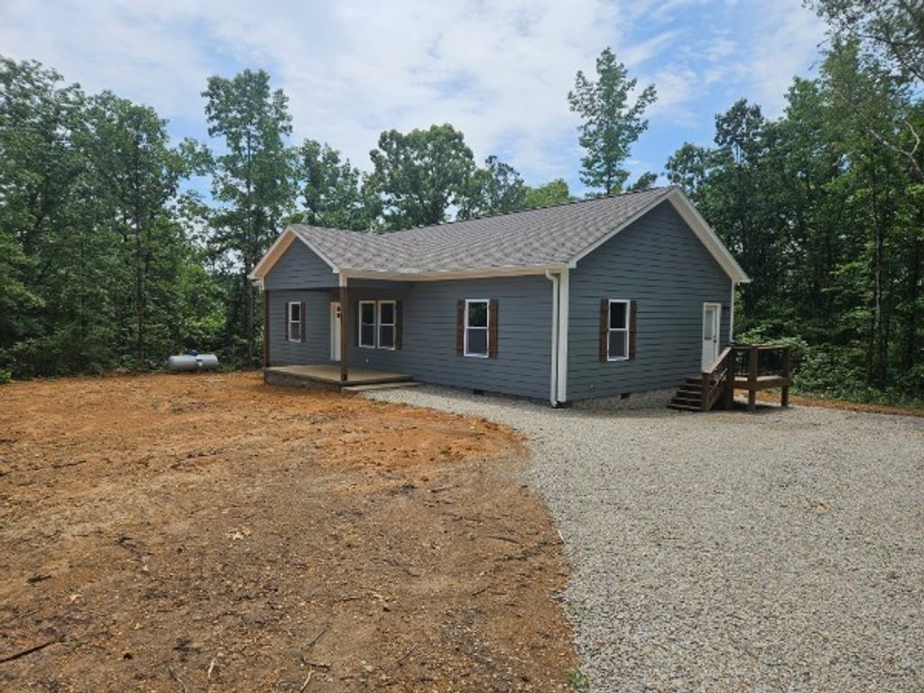 415 Market St, Waynesboro