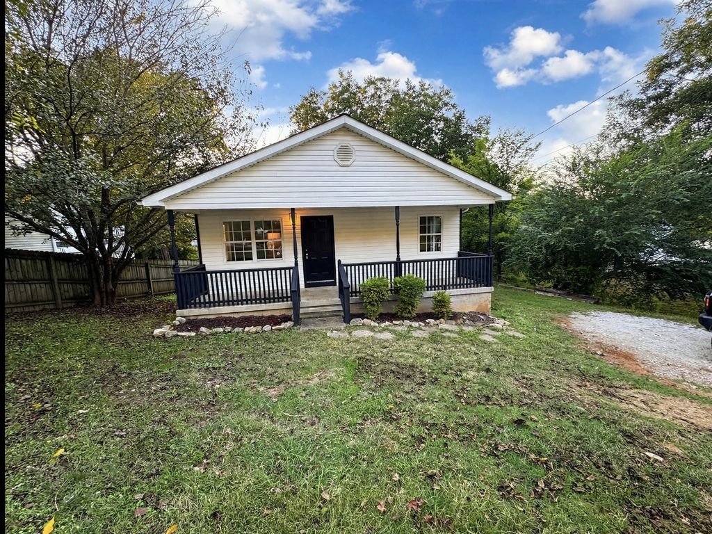 117 Winding Way, McMinnville