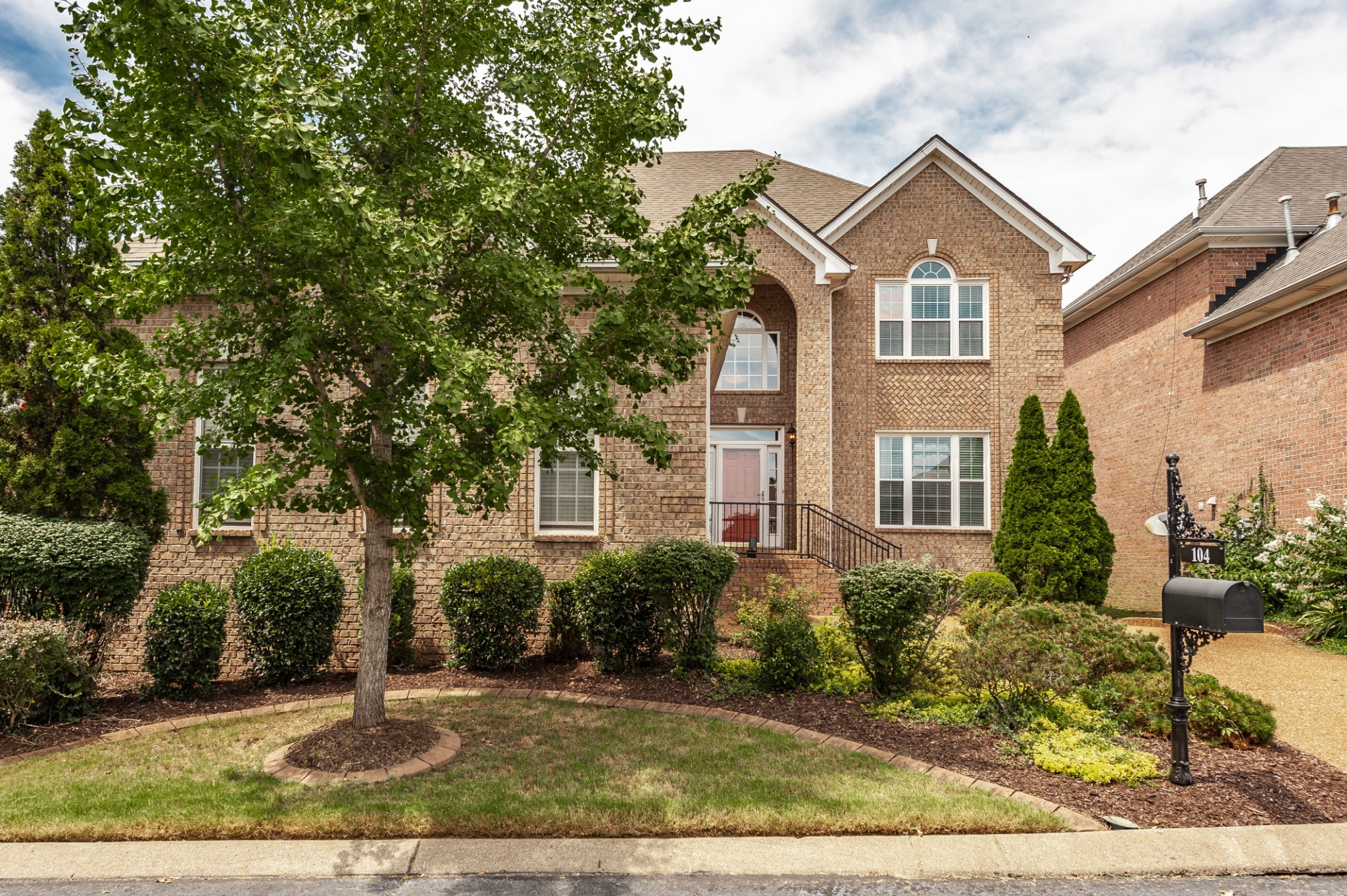 Hendersonville Real Estate - Residential for sale