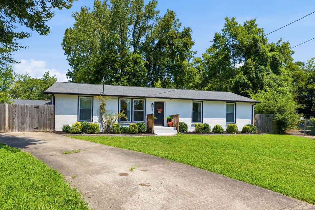 424 Kingview Ct, Nashville