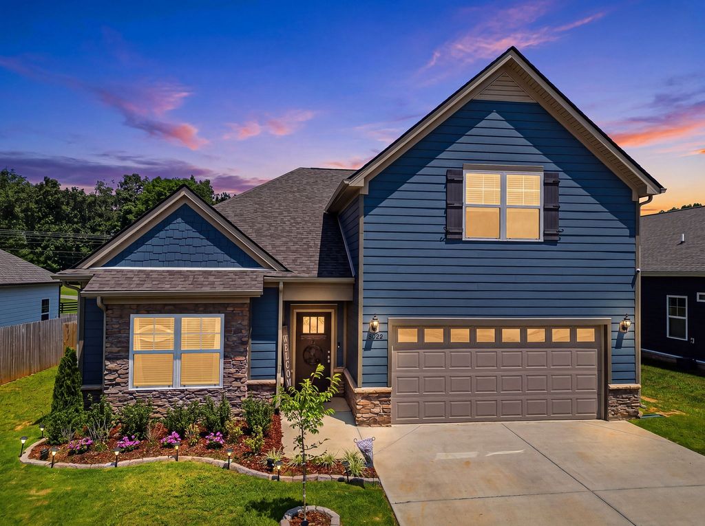 9025 Ada Way, Fairview
