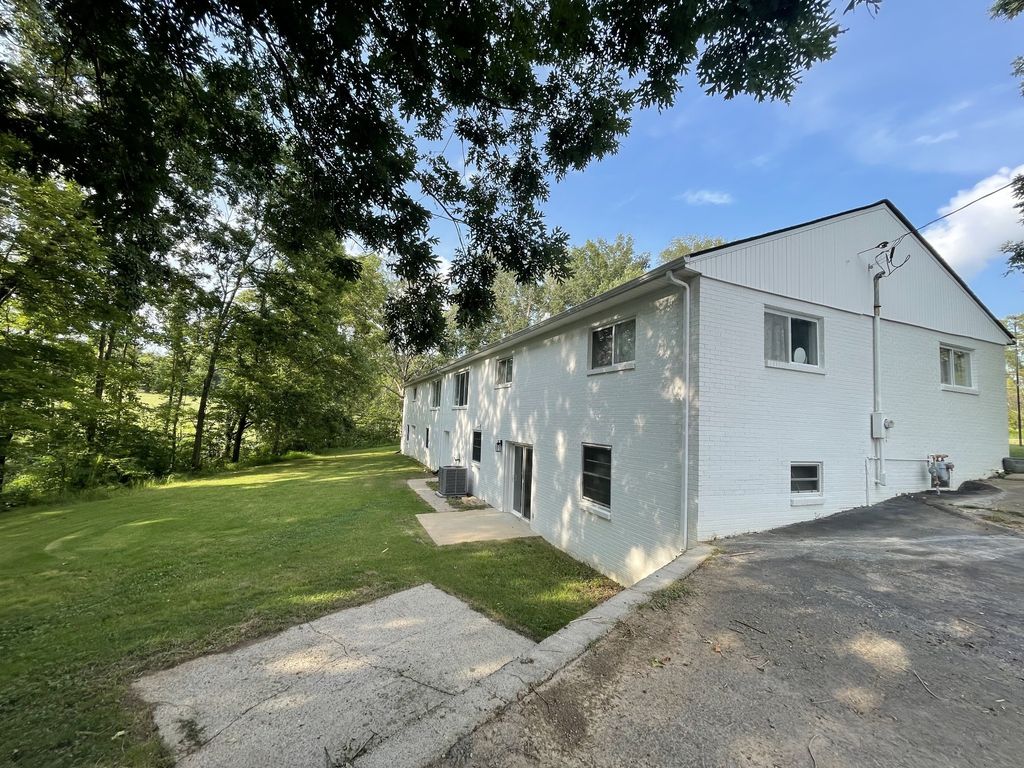 2411 Slayden Marion Rd, Cumberland Furnace