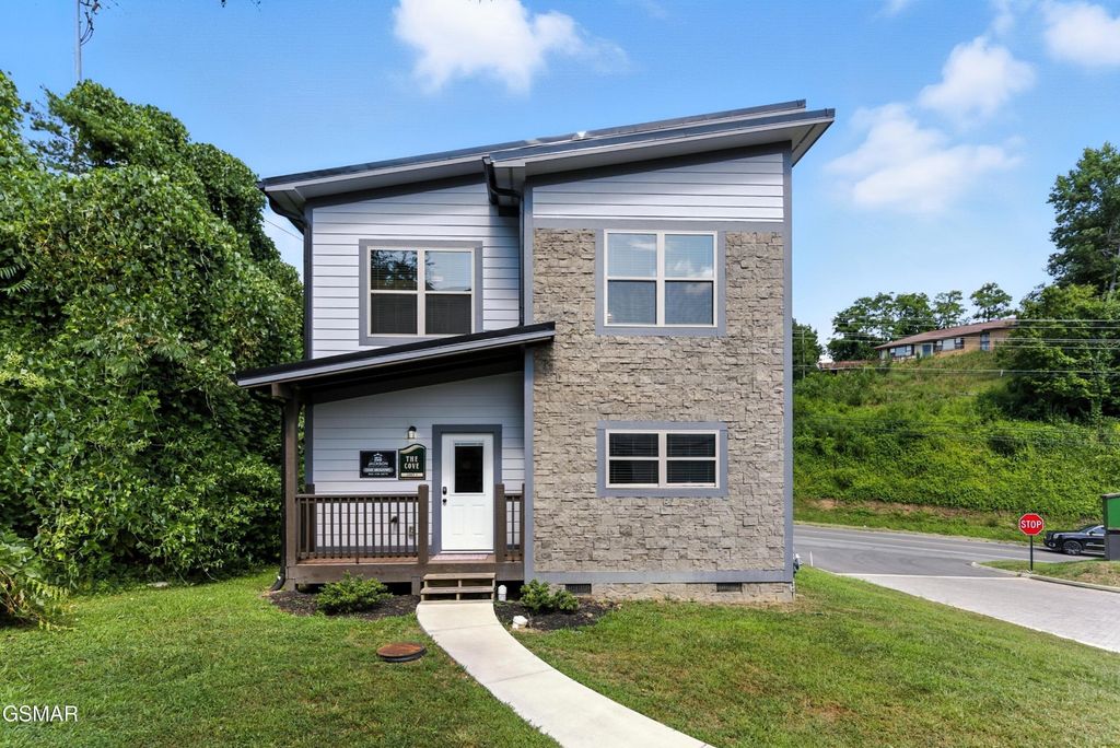 576 Dollywood Lane 1, Pigeon Forge