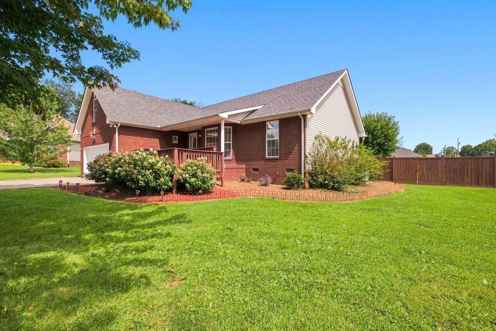 106 Teton Ct, Portland