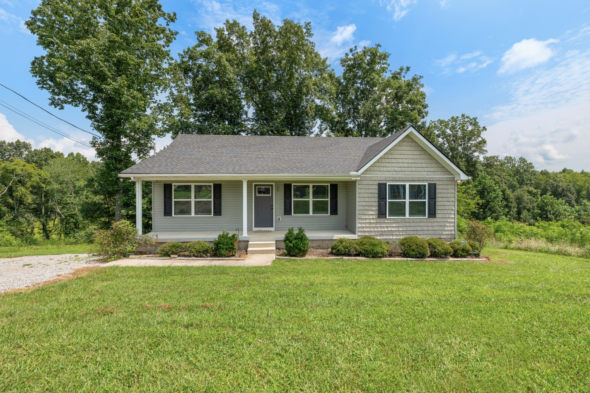 Photo for MLS 3319297 in 155 Poling Dr Pulaski, TN - 38478