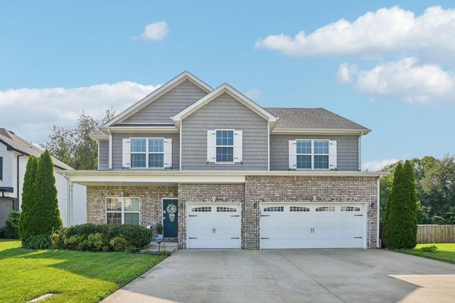 675 Sturdivant Dr, Clarksville