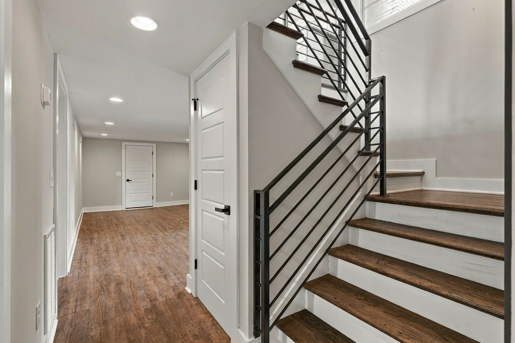 2320 Ridgeland Dr, Nashville