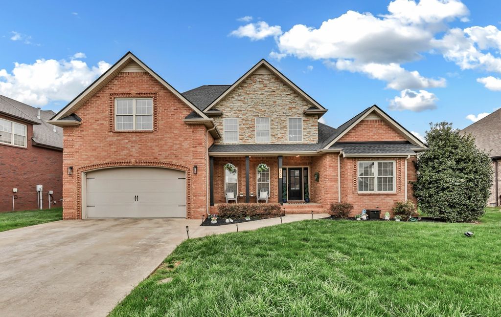 409 Carson Bailey Ct, Clarksville