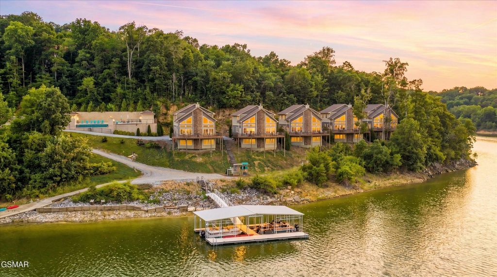 430 Sugar Cove Way, Newport