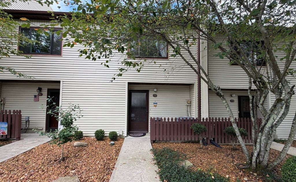 72 Wilshire Heights Dr, Crossville