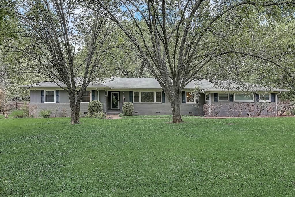 808 Battery Ln, Nashville