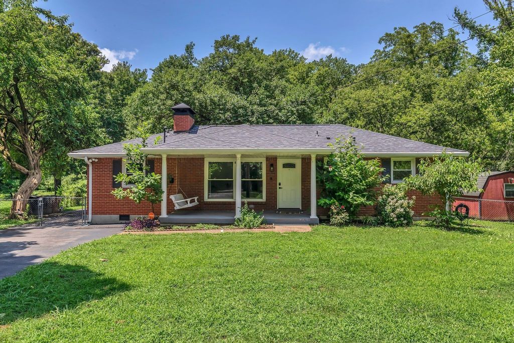 457 Ewing Ln, Nashville