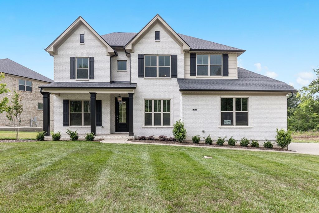 192 Watermill Ln, Lebanon