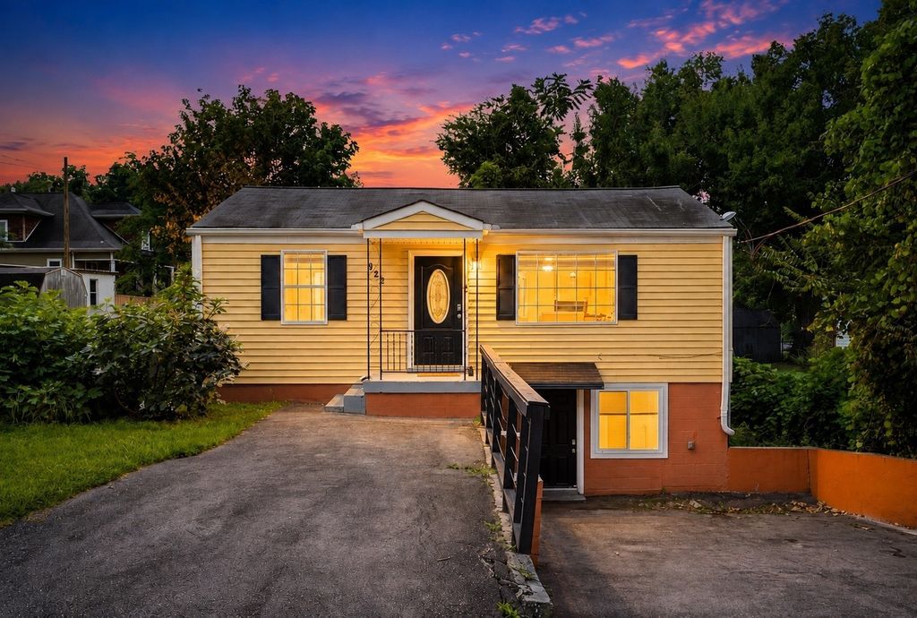 822 Douglas Ave, Nashville