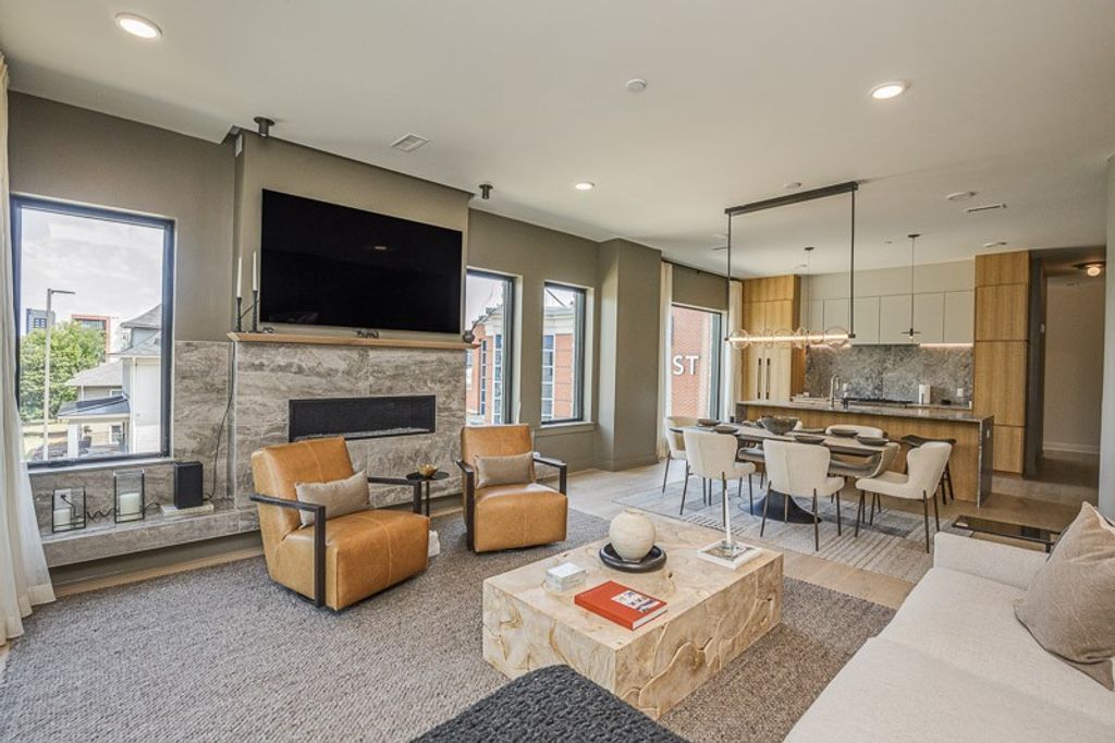 1030 17th Ave S 201, Nashville