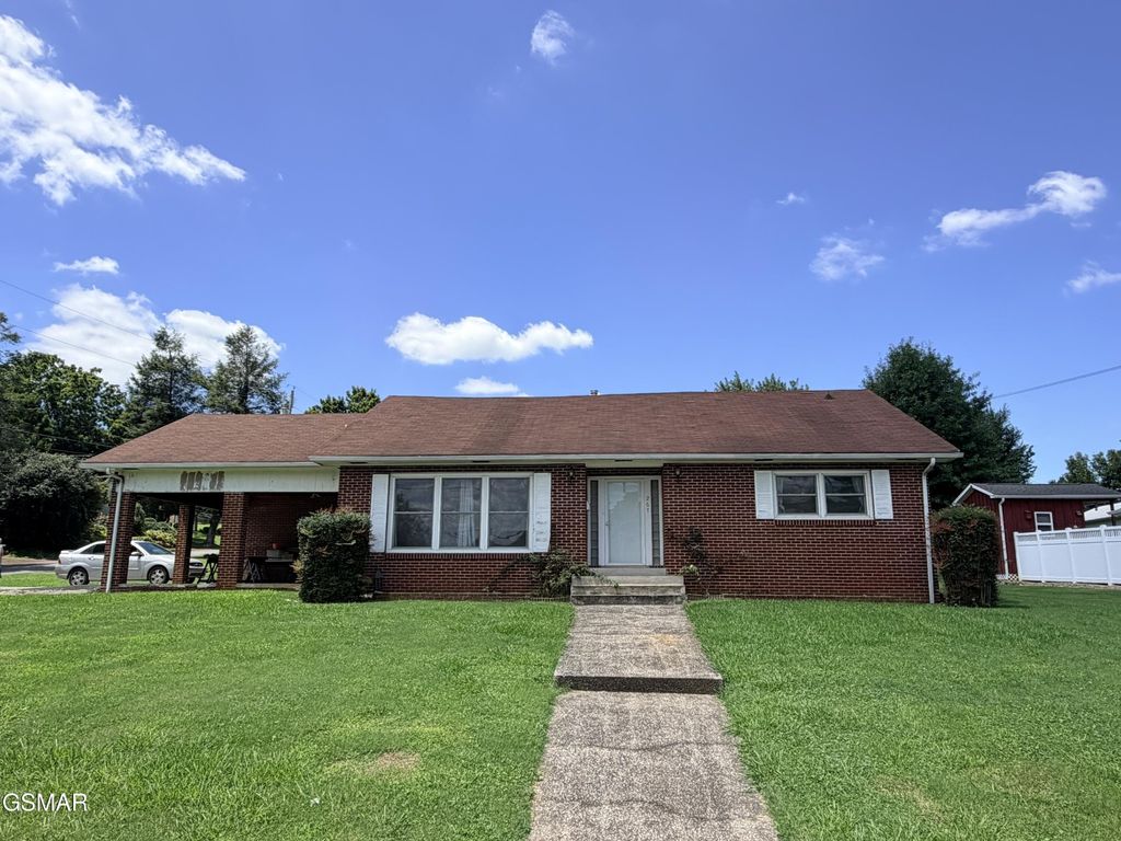 267 Lincoln Avenue, Newport
