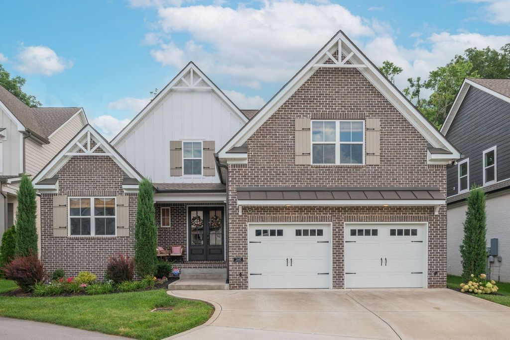 260 Valley Bend Dr, Nashville