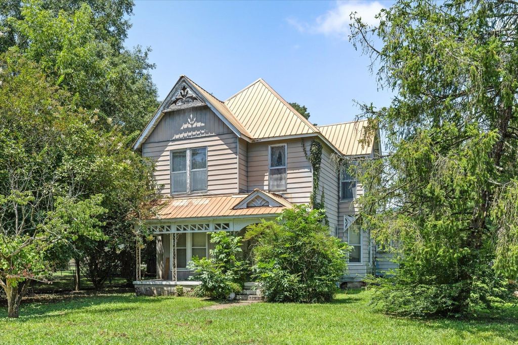 1700 Marion Avenue, South Pittsburg