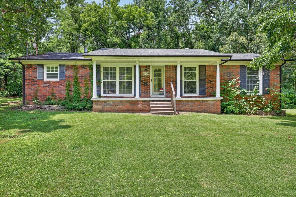 1106 Rainbow Cir, Westmoreland