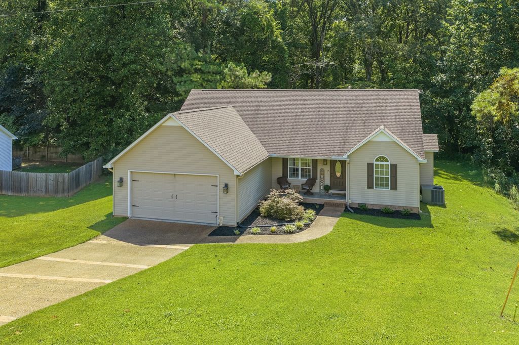 44 Stonehedge Dr, Lexington