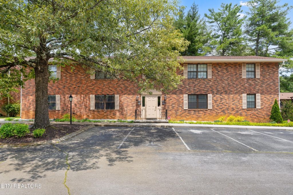 810 Highland Drive 501, Knoxville
