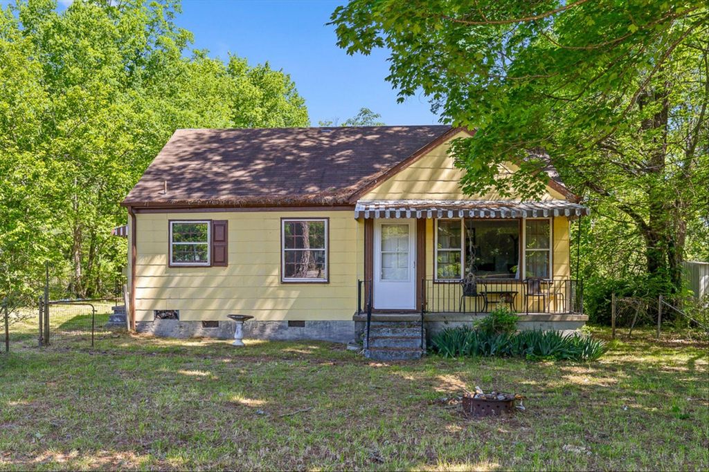 591 W Cloud Springs Road, Rossville