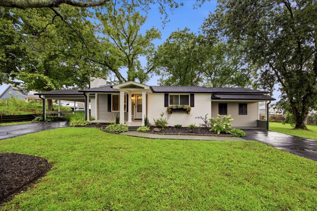 1320 Wooten Road, Ringgold