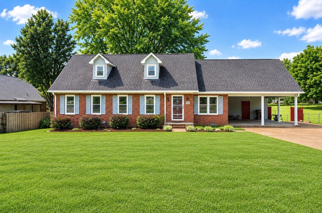 64 Ash St, Lexington