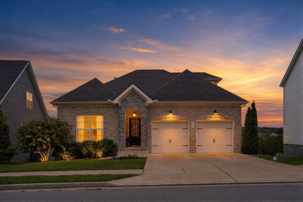 440 Red Sunset Ct, Brentwood