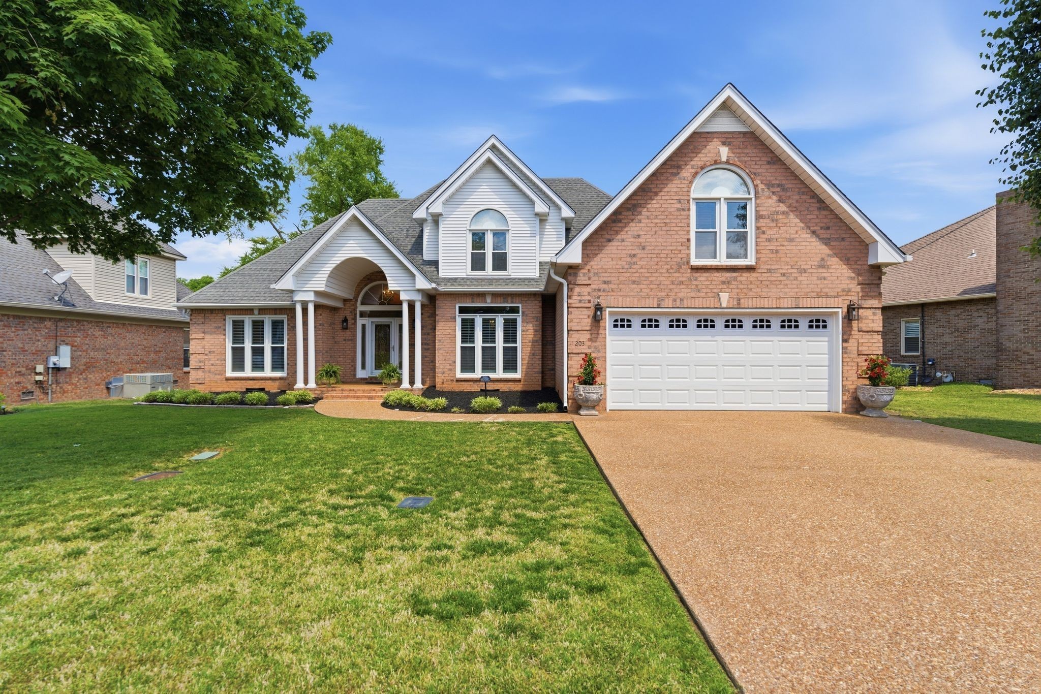 Home for sale in 203 Black Hawk Way Murfreesboro, TN