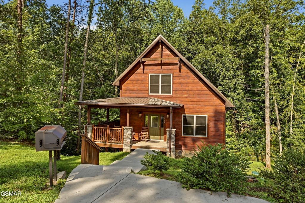 2108 Roscoe Court, Sevierville