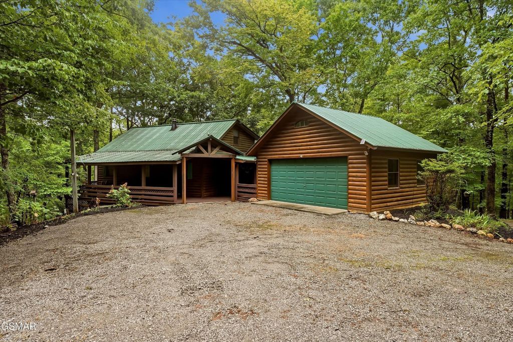 680 Old Furnace Road, Tellico Plains