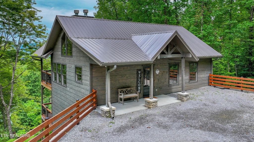 4163 Burning Tree Lane, Sevierville
