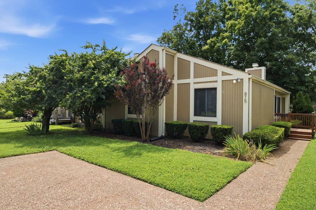 815 Williamsburg West Dr, Nashville