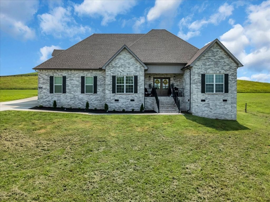1301 Whiteside Hill Rd, Wartrace