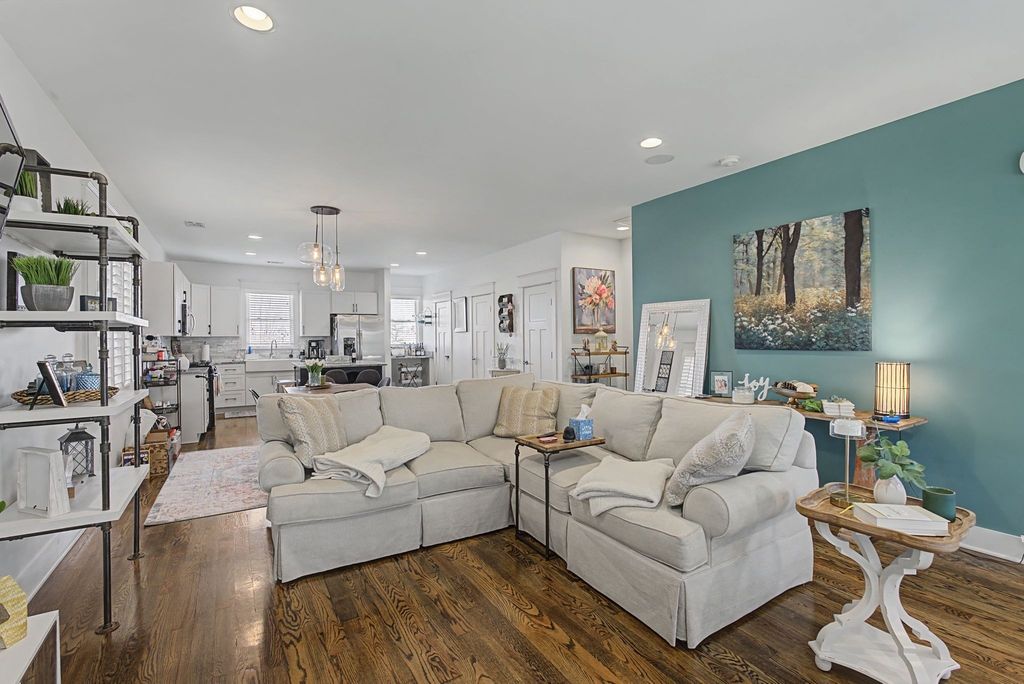 803 Lancaster Way, Nashville