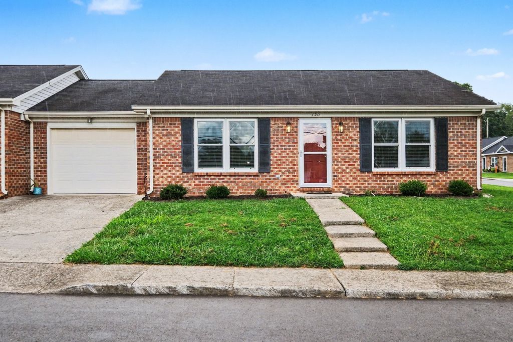 120 Dogwood Ct, Shelbyville