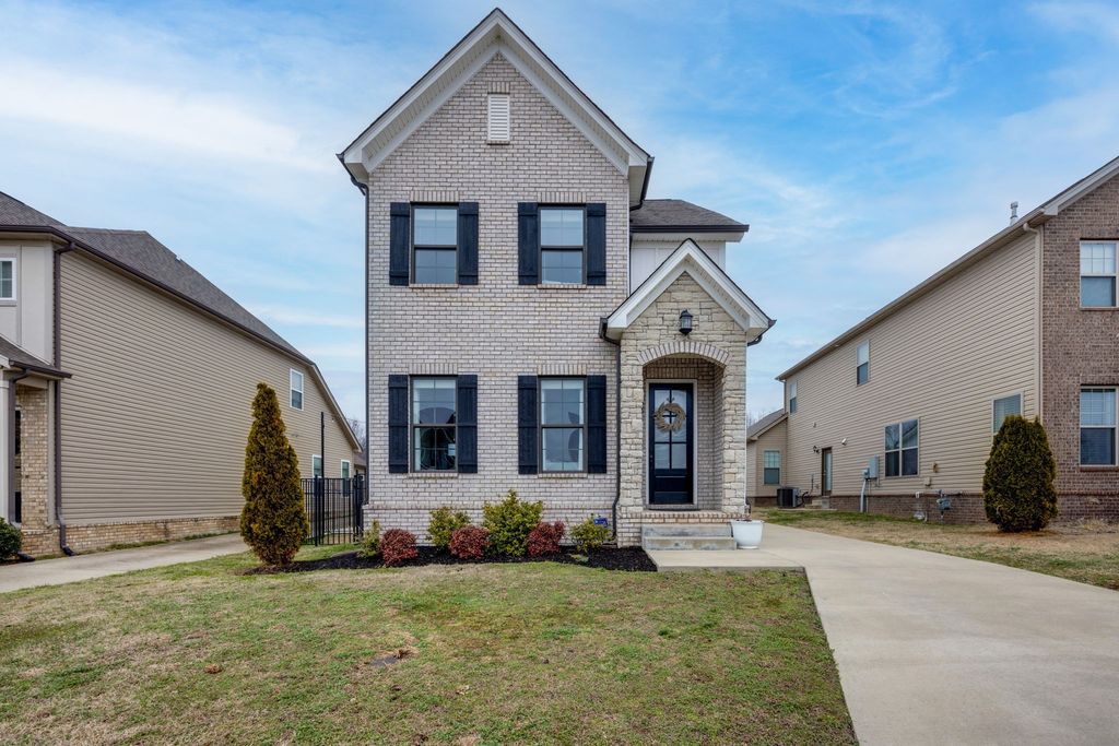 1645 Brockton Ln, Nashville
